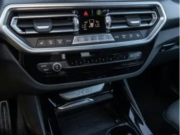 BMW X3 xDr20i MSport HUD 360 H&K Sunroof
