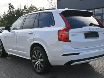 VOLVO XC90 B5D AWD Plus Dark STDHZG PANO LUFT 360  AHK