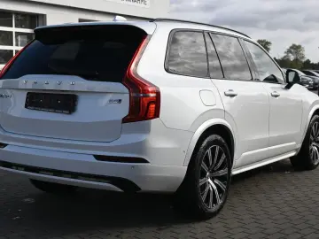 VOLVO XC90 B5D AWD Plus Dark STDHZG PANO LUFT 360  AHK