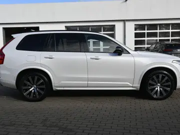 VOLVO XC90 B5D AWD Plus Dark STDHZG PANO LUFT 360  AHK
