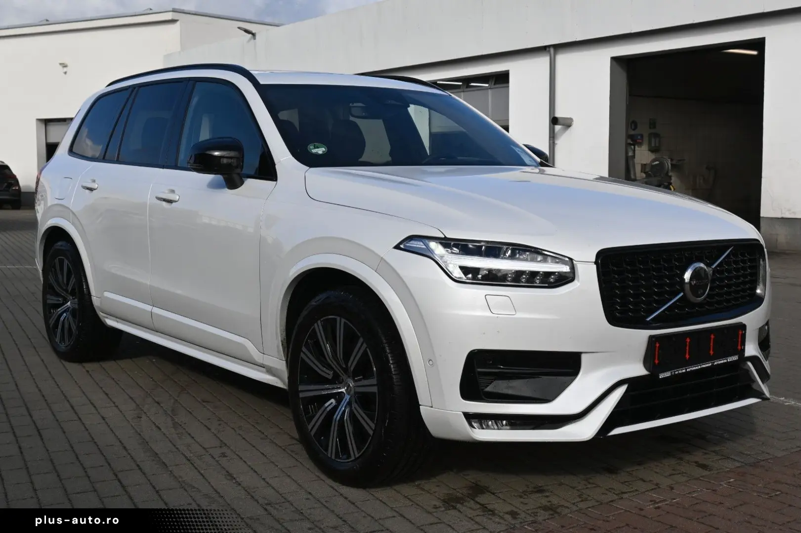 VOLVO XC90 B5D AWD Plus Dark STDHZG PANO LUFT 360  AHK