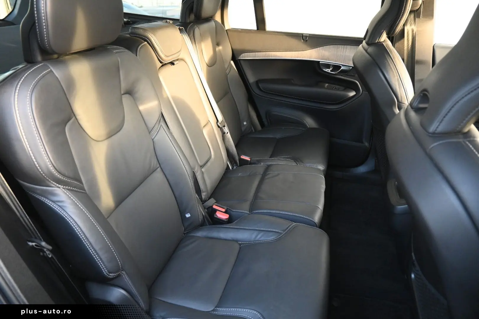 VOLVO XC90 B5D AWD Plus Dark STDHZG PANO LUFT 360  AHK