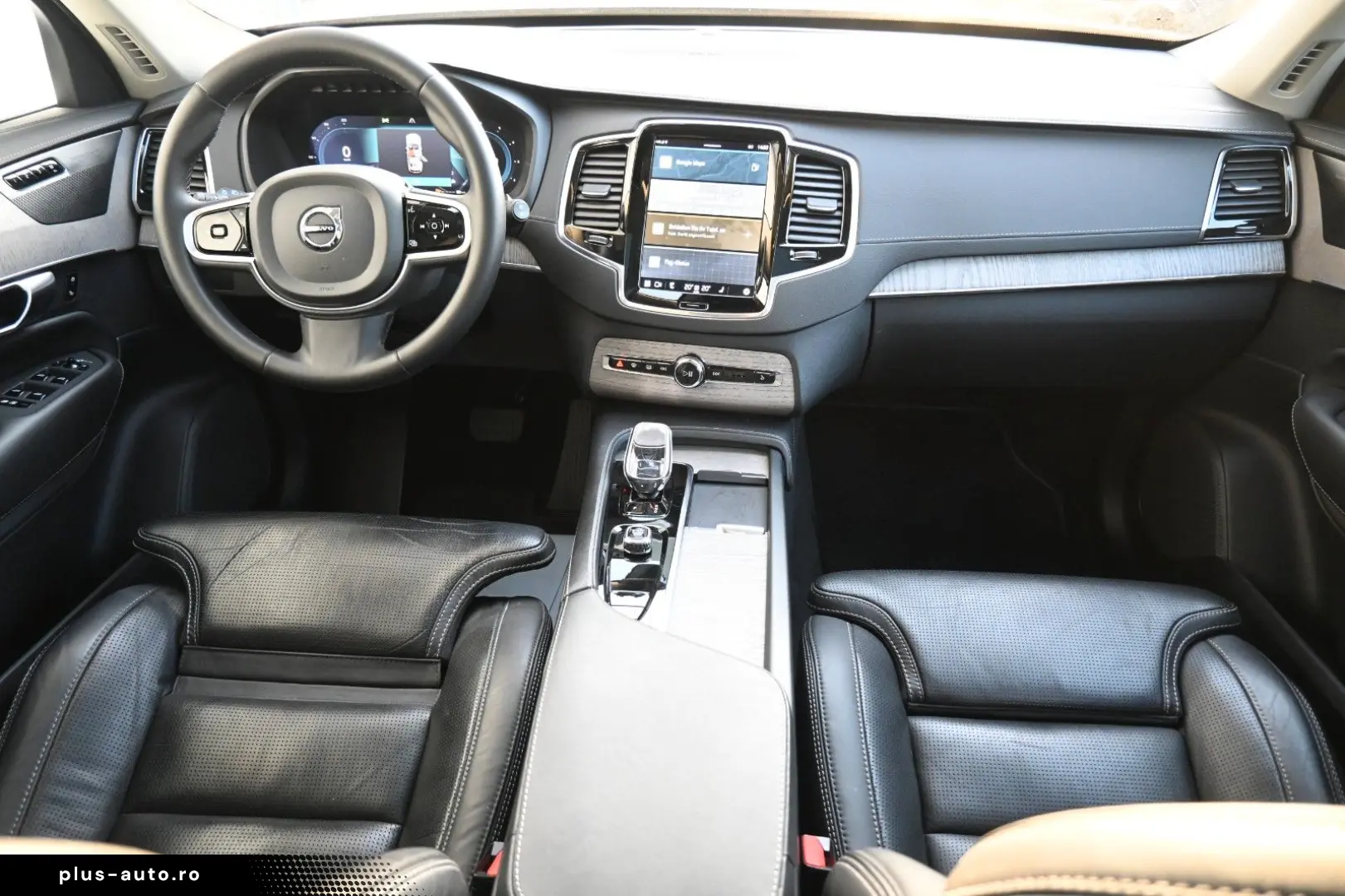 VOLVO XC90 B5D AWD Plus Dark STDHZG PANO LUFT 360  AHK