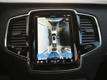 VOLVO XC90 B5D AWD Plus Dark STDHZG PANO LUFT 360  AHK