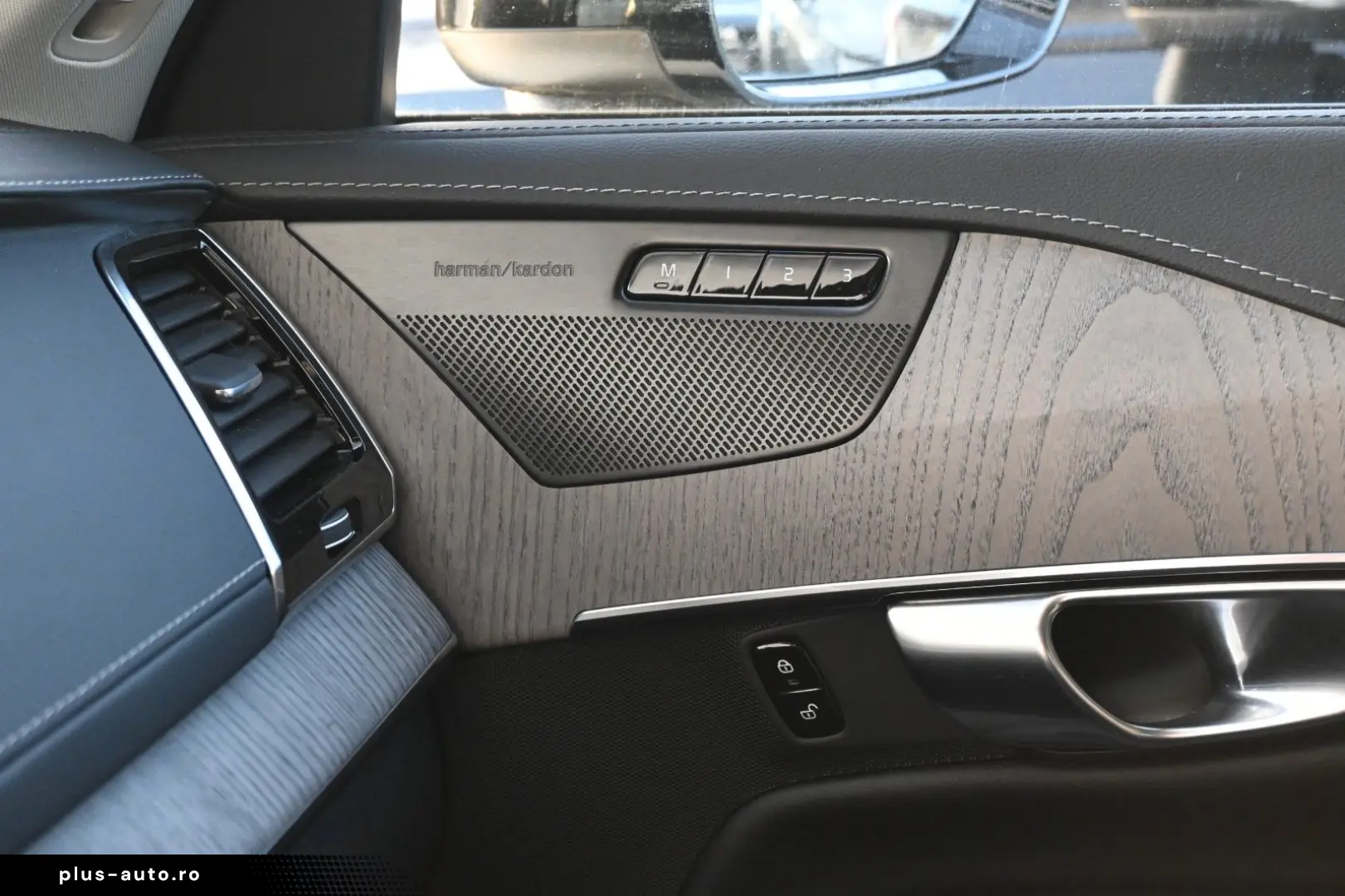 VOLVO XC90 B5D AWD Plus Dark STDHZG PANO LUFT 360  AHK