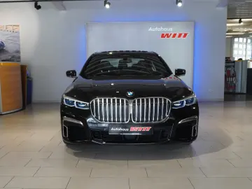 BMW 740xd ~M Sport~HUD~Har&Ka~Soft~Gestik~