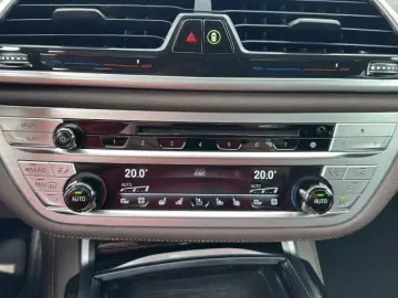 BMW 740d xDrive Leather NaviHUD Heated Seats  Laserlights