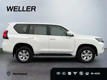 TOYOTA Land Cruiser 2.8 D-4D