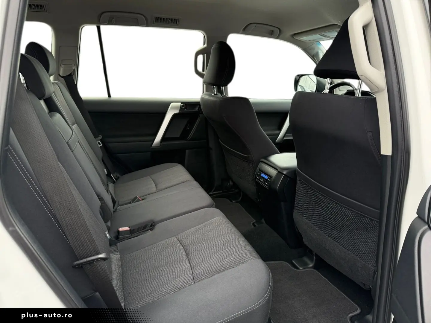 TOYOTA Land Cruiser 2.8 D-4D