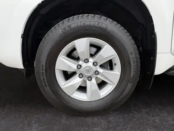 TOYOTA Land Cruiser 2.8 D-4D
