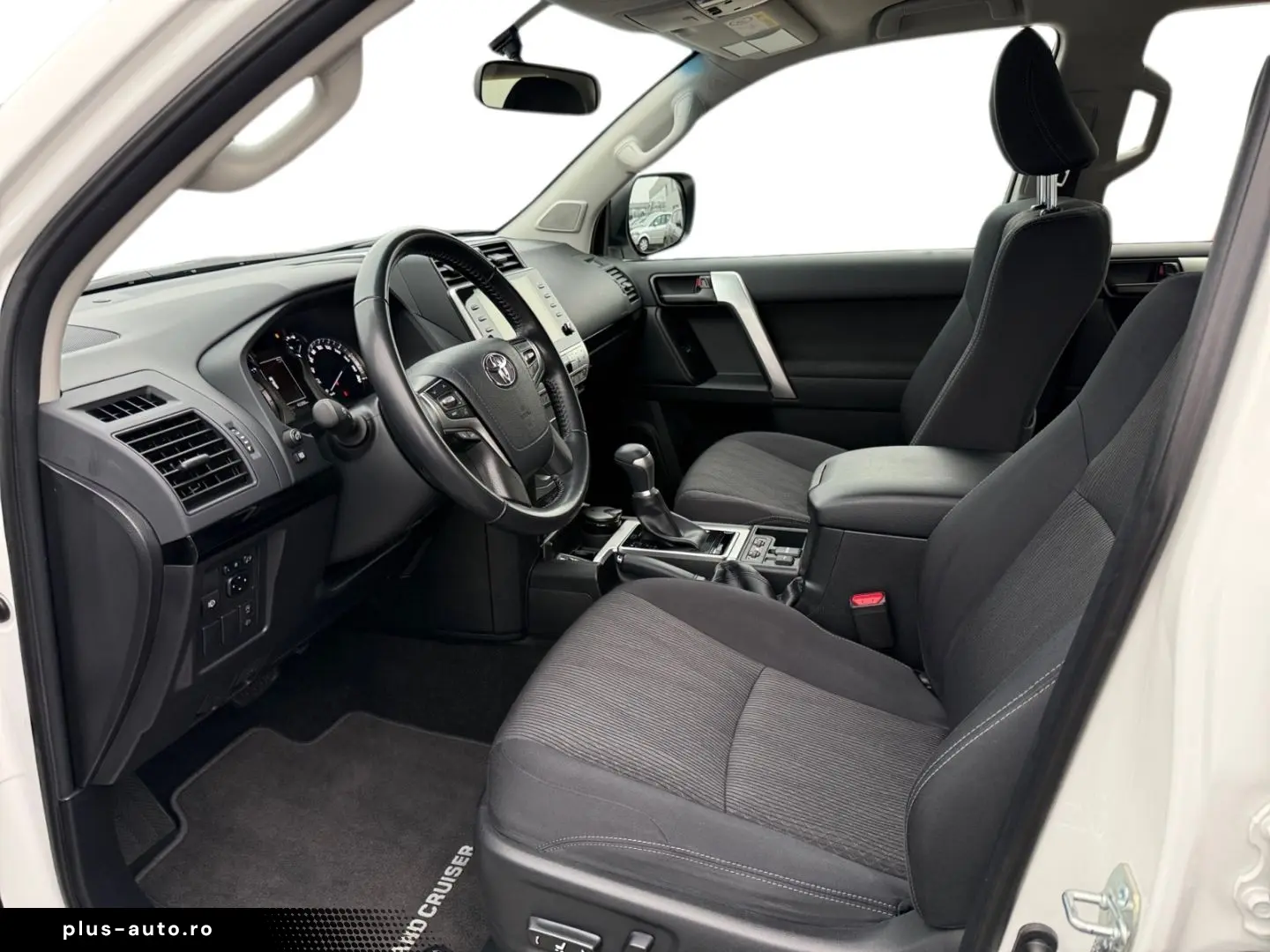 TOYOTA Land Cruiser 2.8 D-4D