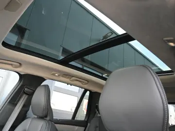 VOLVO XC90 T8 AWD Ultra Dark Recharge Plug-In Hybrid