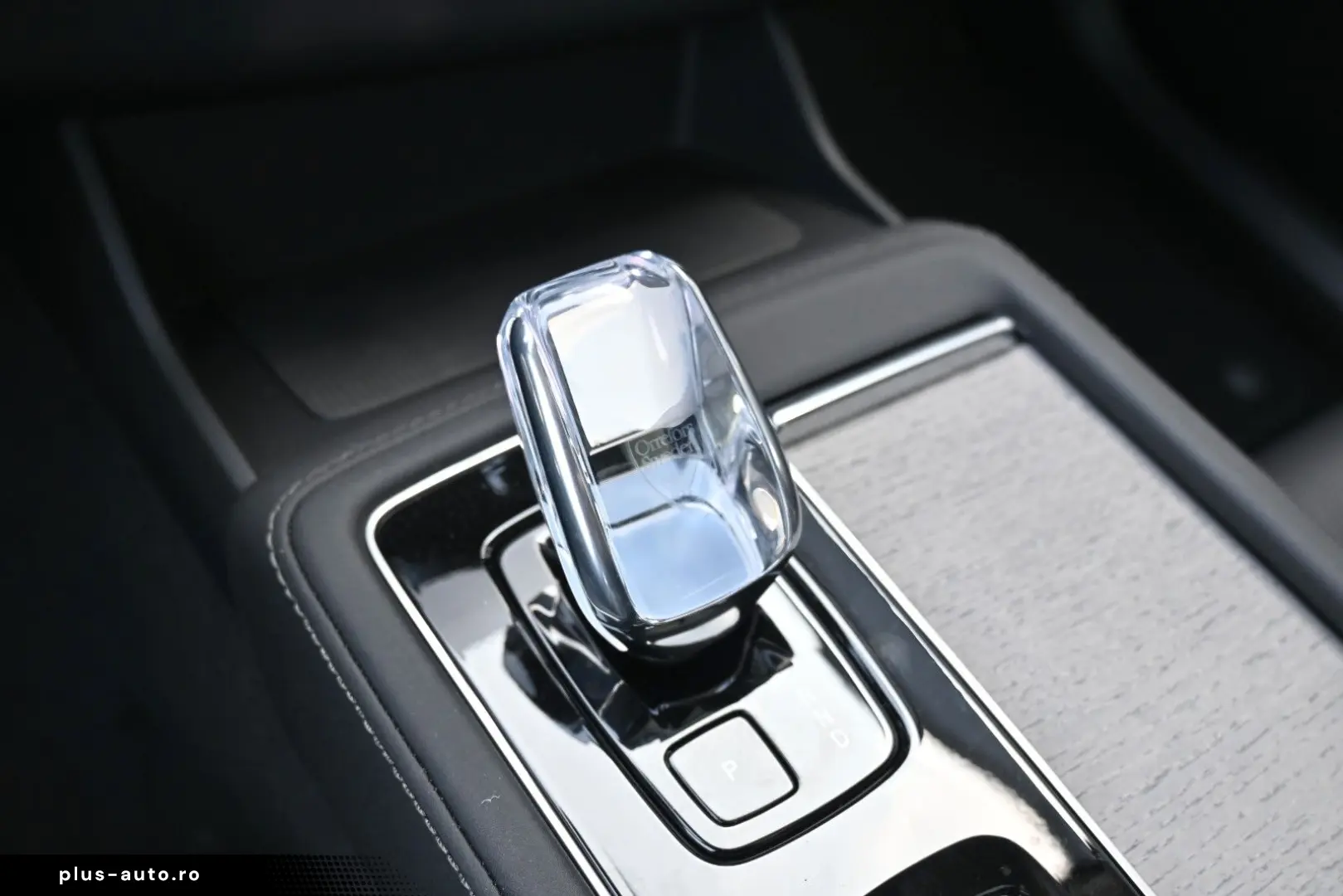 VOLVO XC90 T8 AWD Ultra Dark Recharge Plug-In Hybrid