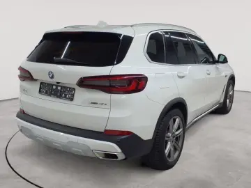 BMW X5 xDrive45e xLINE