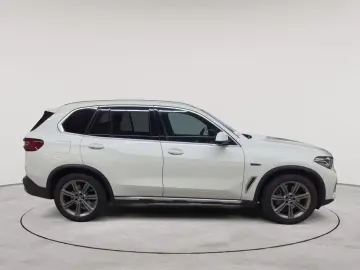 BMW X5 xDrive45e xLINE