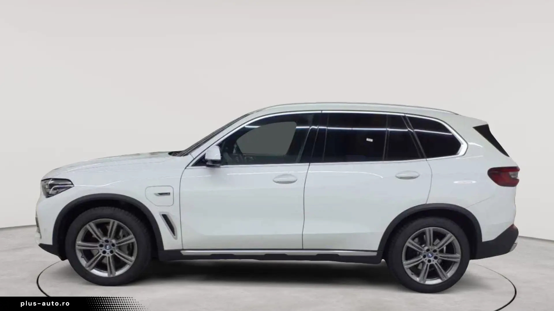 BMW X5 xDrive45e xLINE