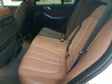 BMW X5 xDrive45e xLINE