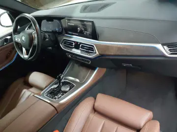 BMW X5 xDrive45e xLINE