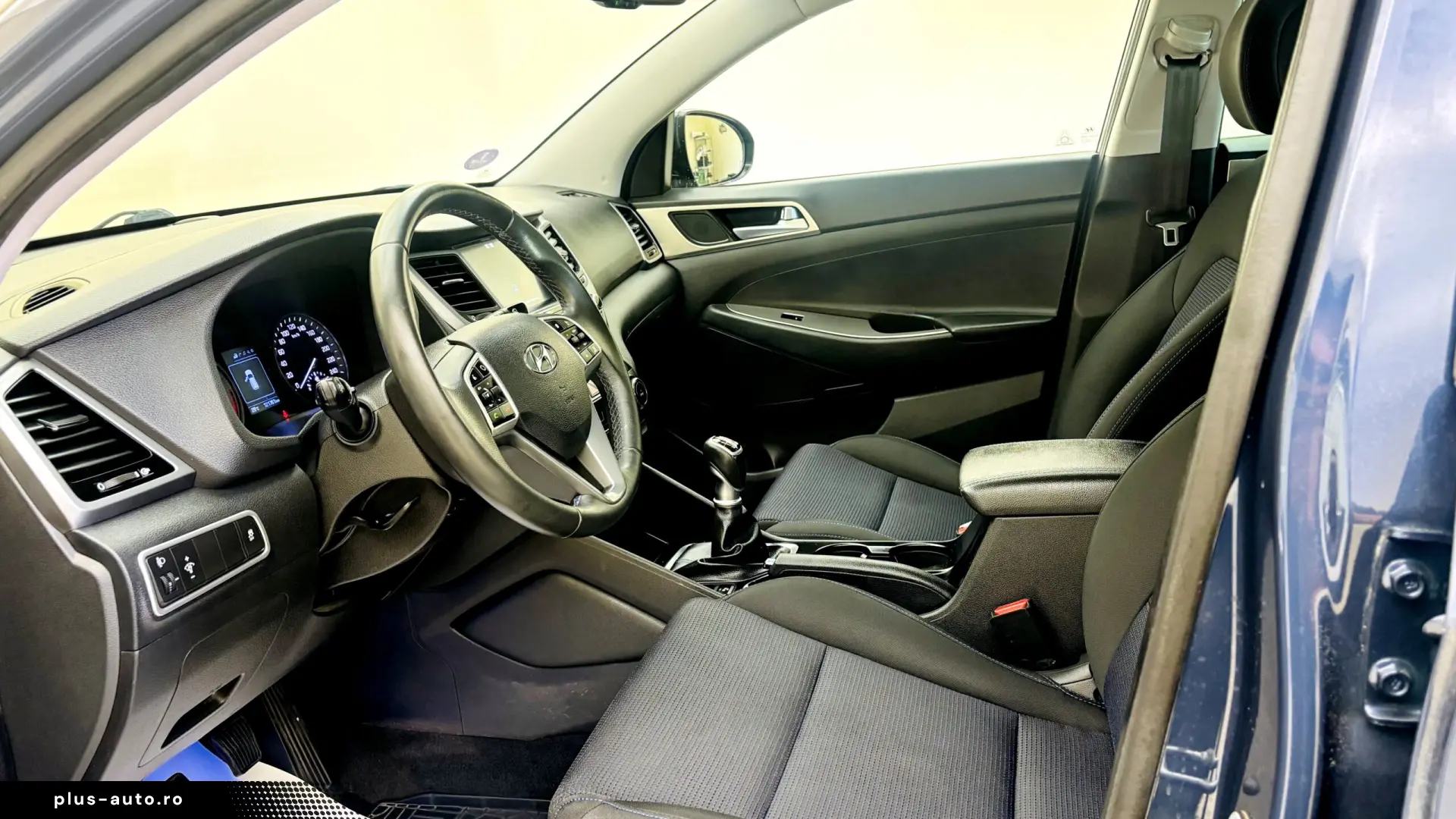 HYUNDAI   TUCSON   1.6 BENZINA   132CP   An 2018   Euro 6