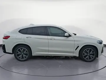 BMW X4 xDrive30i M Sport Laser HUD Keyless ACC