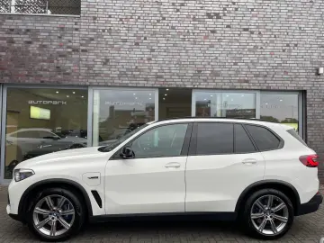 BMW X5 xDrive45e SkyLounge 360 Laser ACC
