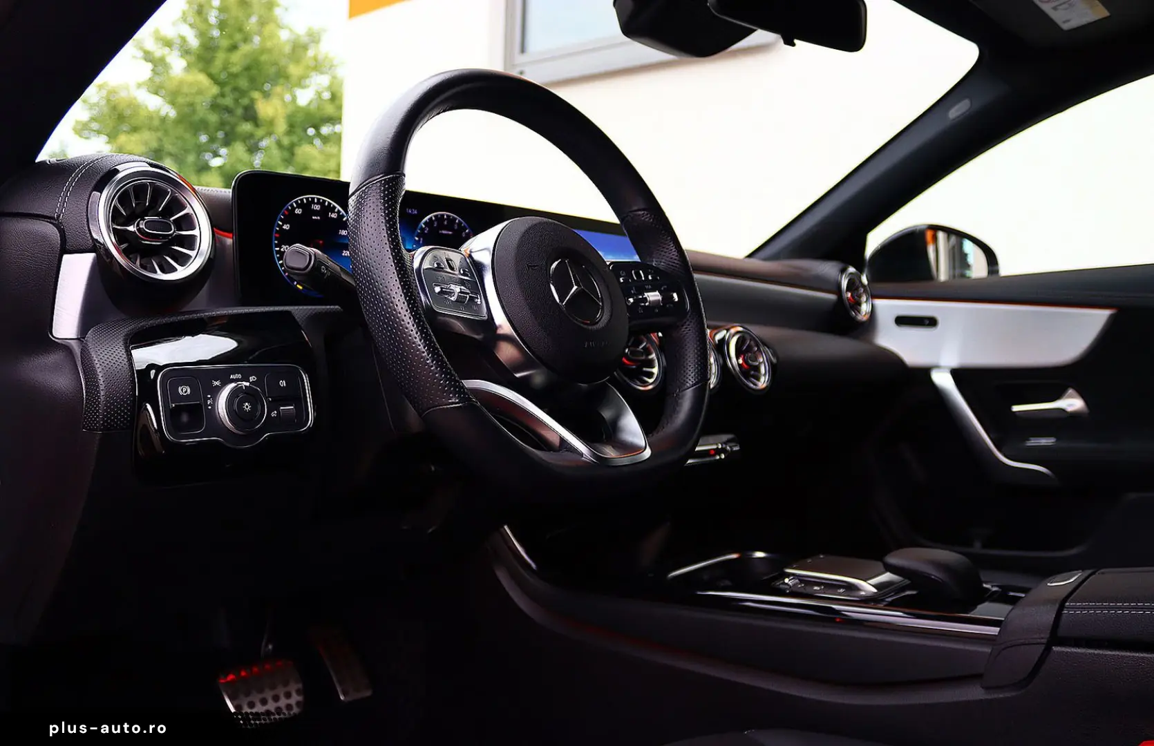 MERCEDES-BENZ CLA 250 e 3x AMG NIGHT KAMERA WIDESCREEN AHK