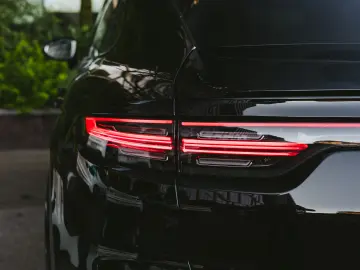 Porsche Cayenne Coupe e Hybrid  Led Matrix