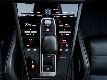 Porsche Cayenne Coupe e Hybrid  Led Matrix