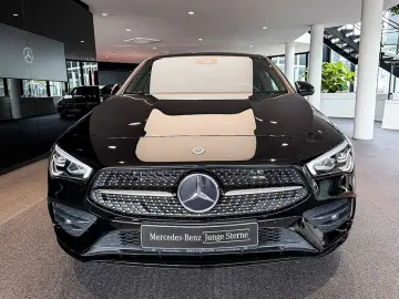 MERCEDES-BENZ CLA 250 e AMGLi NIGHT LED MBUX KAMERA KLIMA