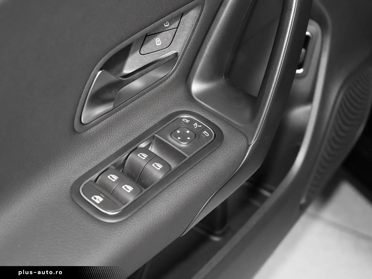 MERCEDES-BENZ CLA 200 Rückfahrkamera Sitzheizung MBUX LED