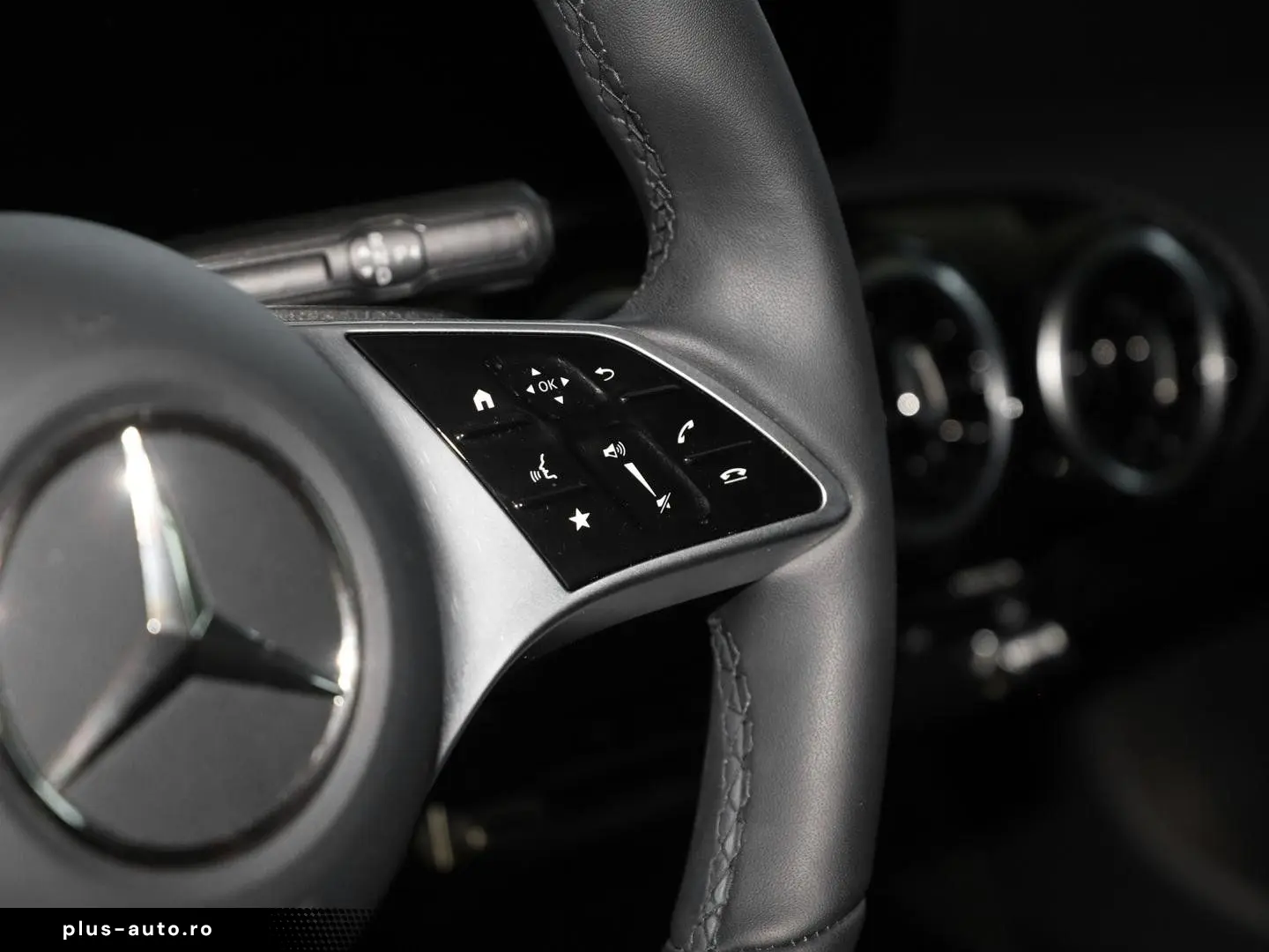MERCEDES-BENZ CLA 200 Rückfahrkamera Sitzheizung MBUX LED