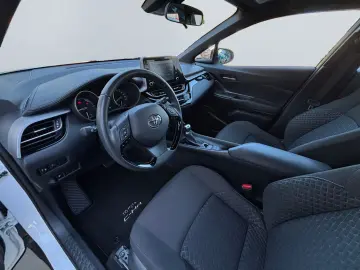 TOYOTA C-HR 1.8 Hybrid Flow  LED ACC Kamera CarPlay DAB