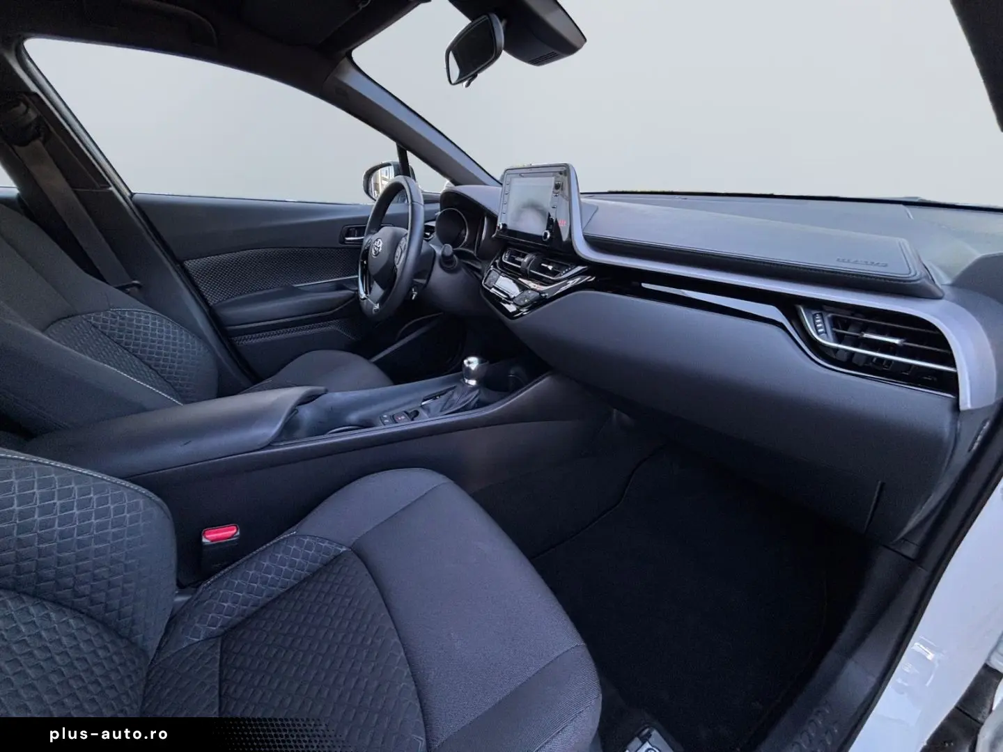 TOYOTA C-HR 1.8 Hybrid Flow  LED ACC Kamera CarPlay DAB