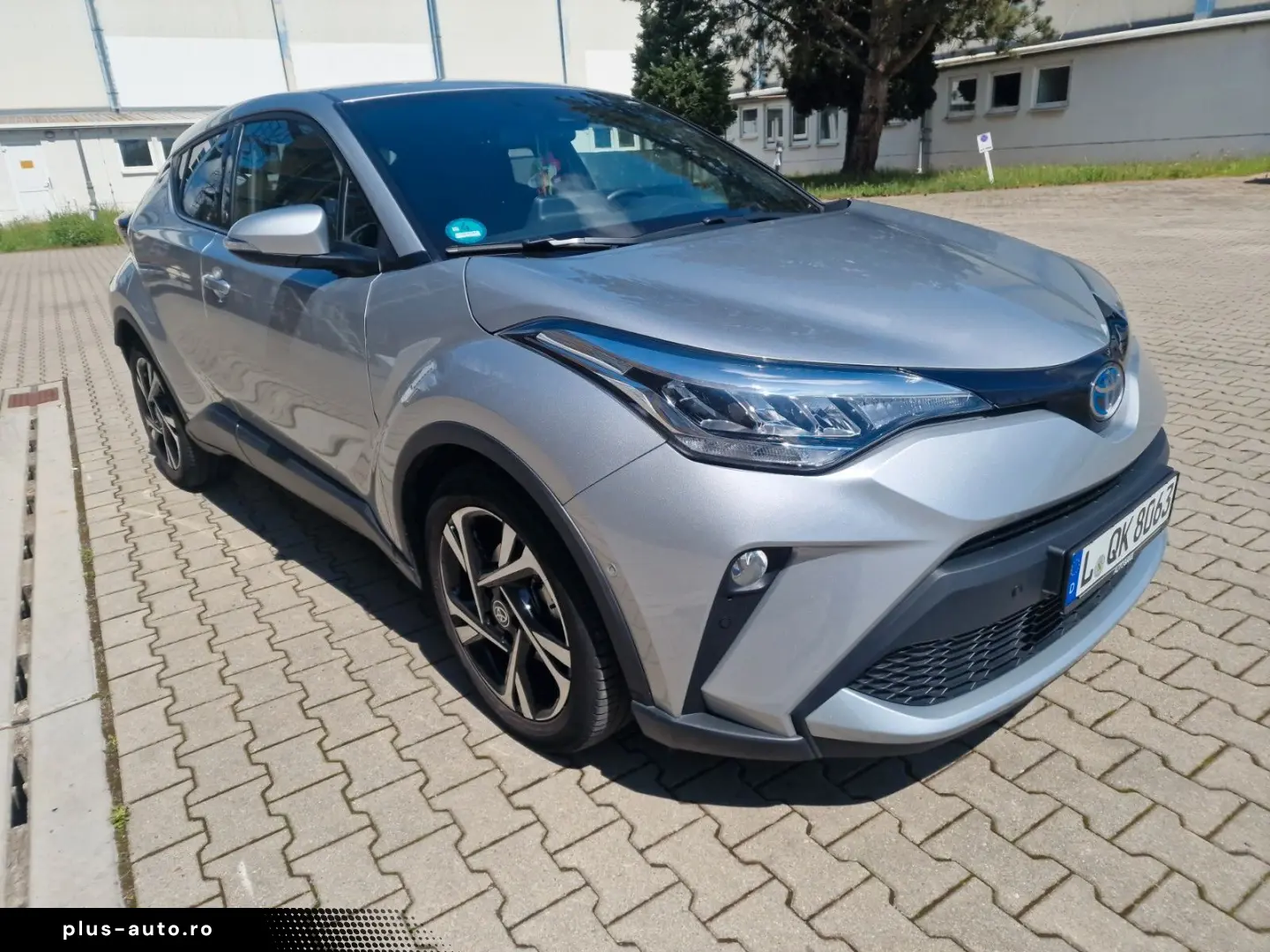 TOYOTA C-HR Hybrid Team D Tüv Neu