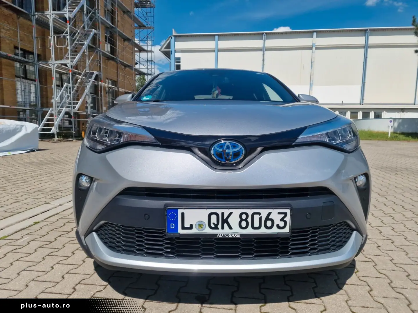 TOYOTA C-HR Hybrid Team D Tüv Neu