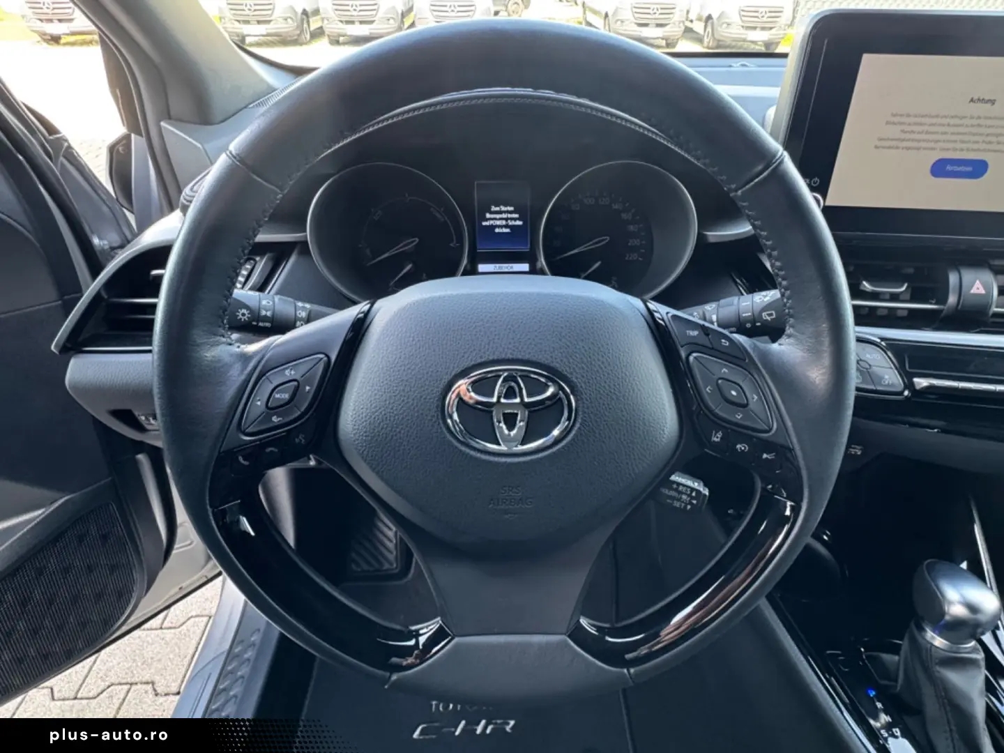 TOYOTA C-HR Hybrid Team Deutschland Edition