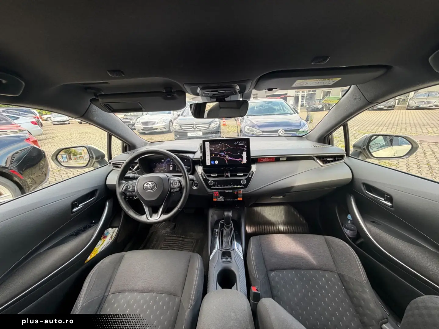 TOYOTA Corolla 2023 — imagine 2