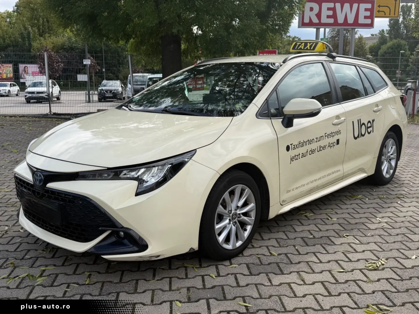 TOYOTA Corolla 2023 — imagine 5
