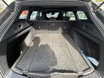 TOYOTA Corolla Touring Sports Hybrid Business Edition