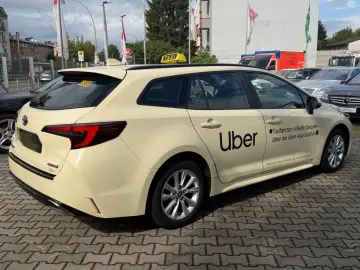 TOYOTA Corolla Touring Sports Hybrid Business Edition