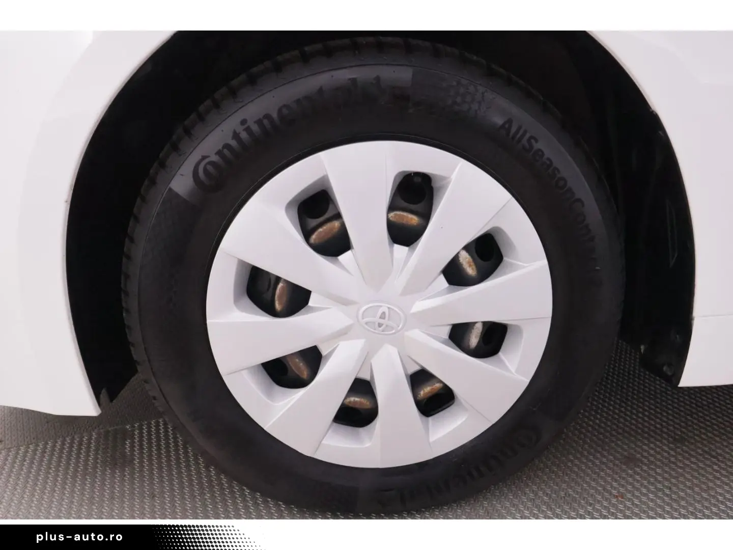 TOYOTA Corolla 1.8Hybrid Aut.Trek LED NAVI SHZ KAMERA