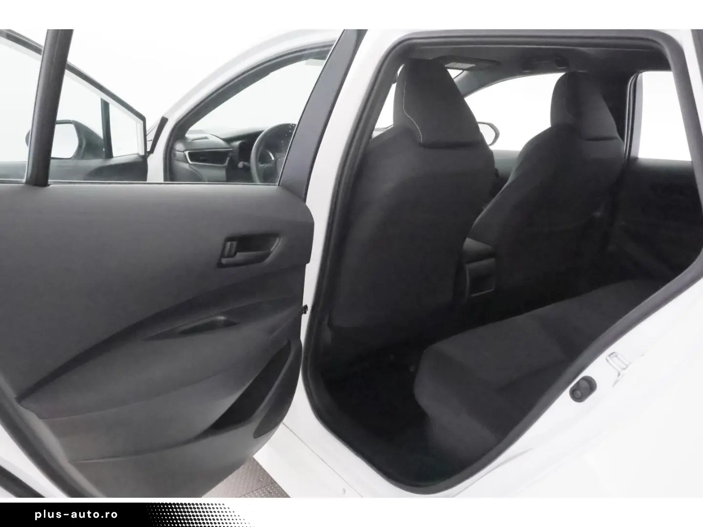 TOYOTA Corolla 1.8Hybrid Aut.Trek LED NAVI SHZ KAMERA