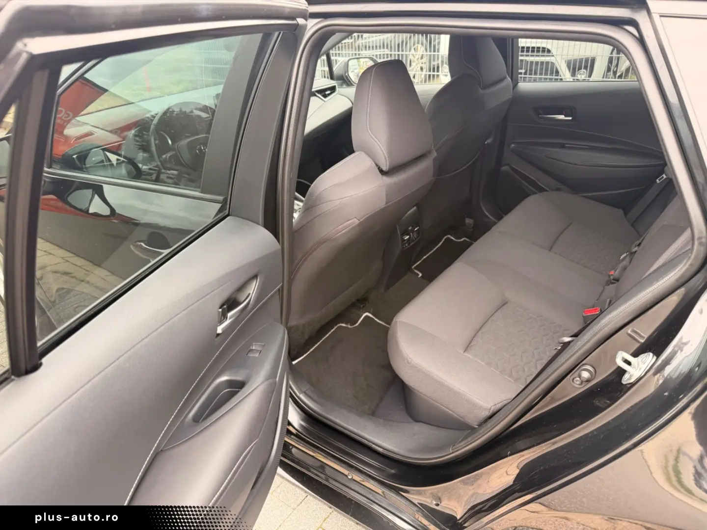 TOYOTA Corolla Hybrid Active  NAVI KAMERA ABSTANDSTEMP
