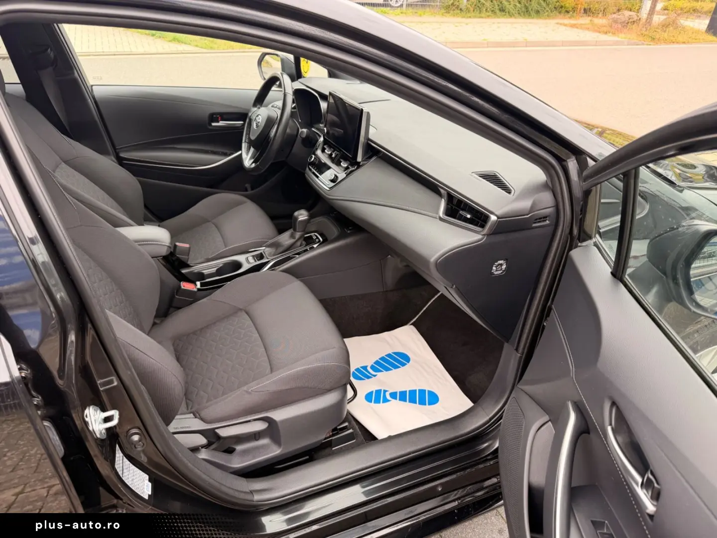 TOYOTA Corolla Hybrid Active  NAVI KAMERA ABSTANDSTEMP