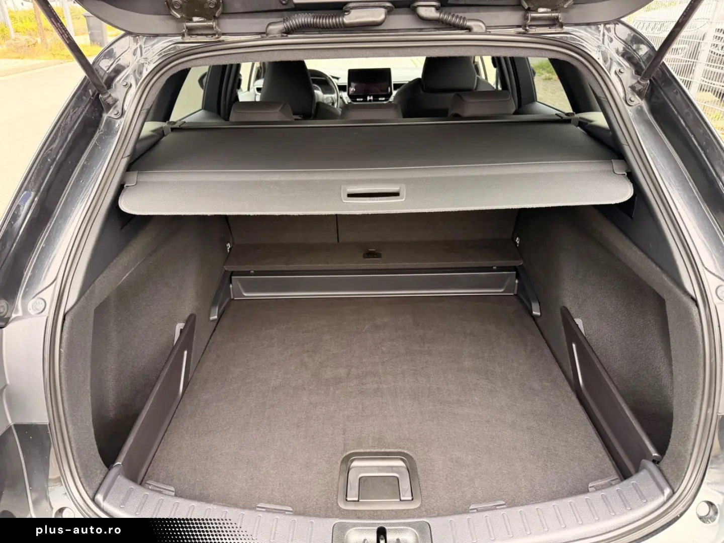 TOYOTA Corolla Hybrid Active  NAVI KAMERA ABSTANDSTEMP