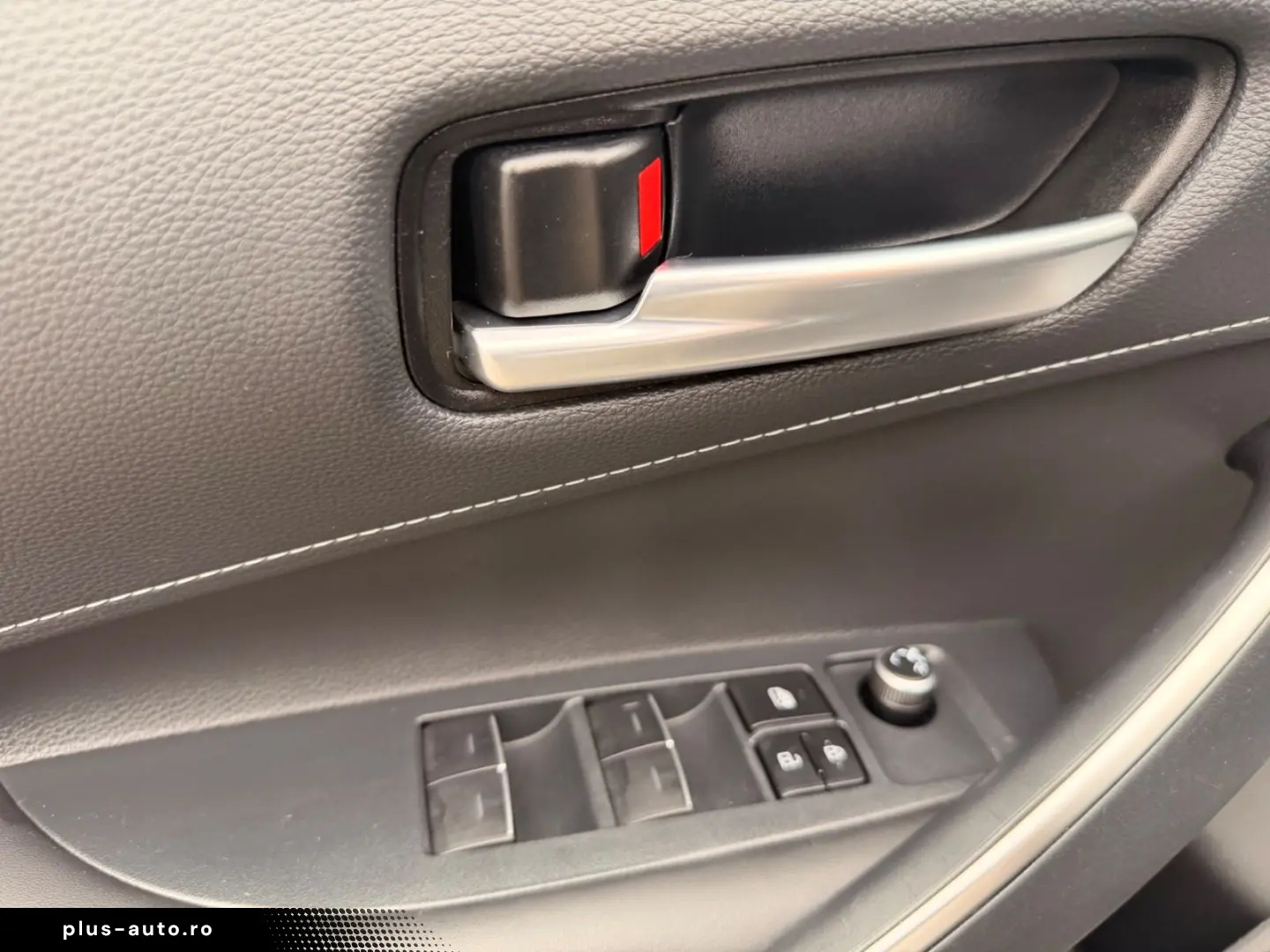 TOYOTA Corolla Hybrid Active  NAVI KAMERA ABSTANDSTEMP