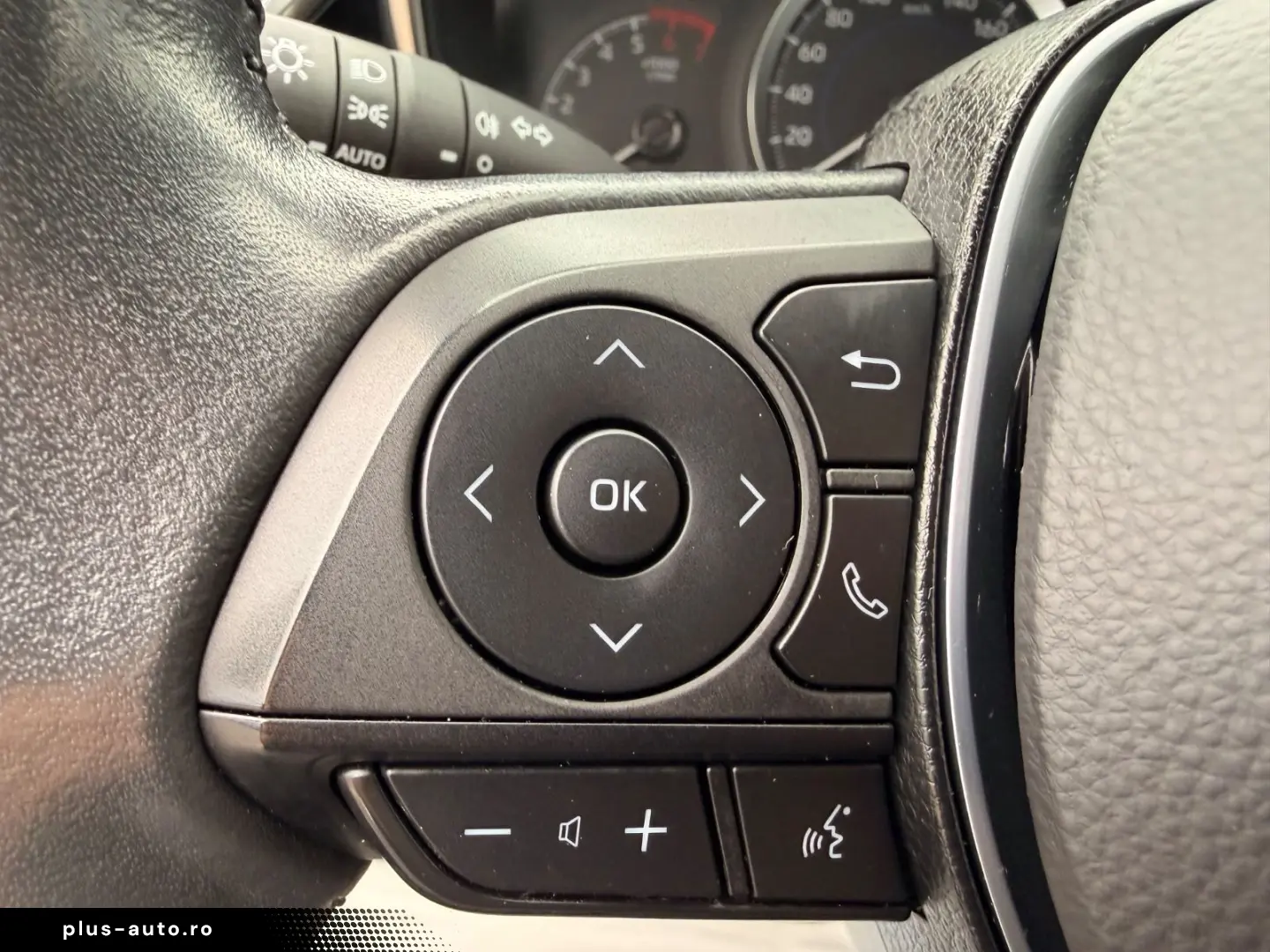 TOYOTA Corolla Hybrid Active  NAVI KAMERA ABSTANDSTEMP