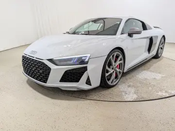 AUDI R8 Coupe 5.2 V10 quattro Performance UPE  234.6€