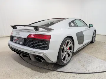 AUDI R8 Coupe 5.2 V10 quattro Performance UPE  234.6€