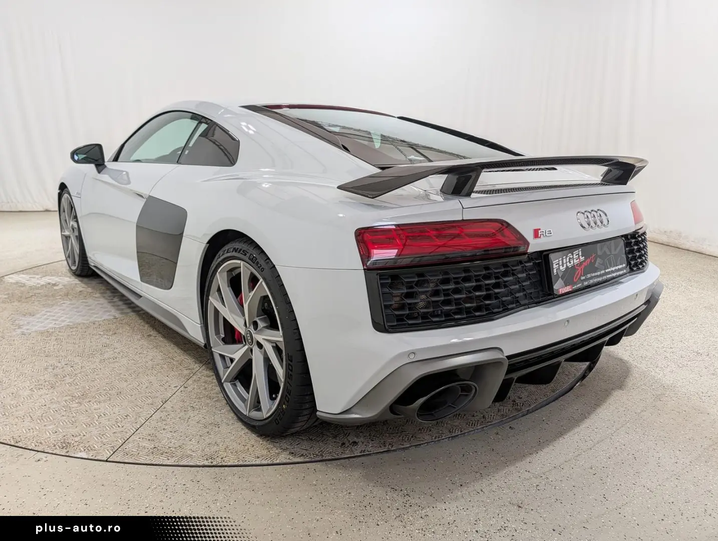 AUDI R8 Coupe 5.2 V10 quattro Performance UPE  234.6€